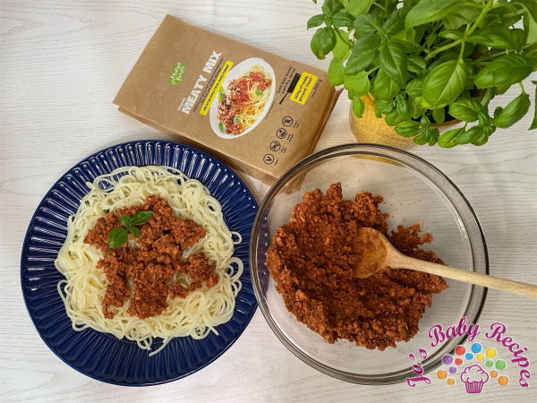 Pasta bolognese for babies